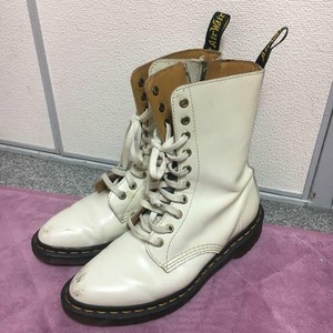 dr martens basket