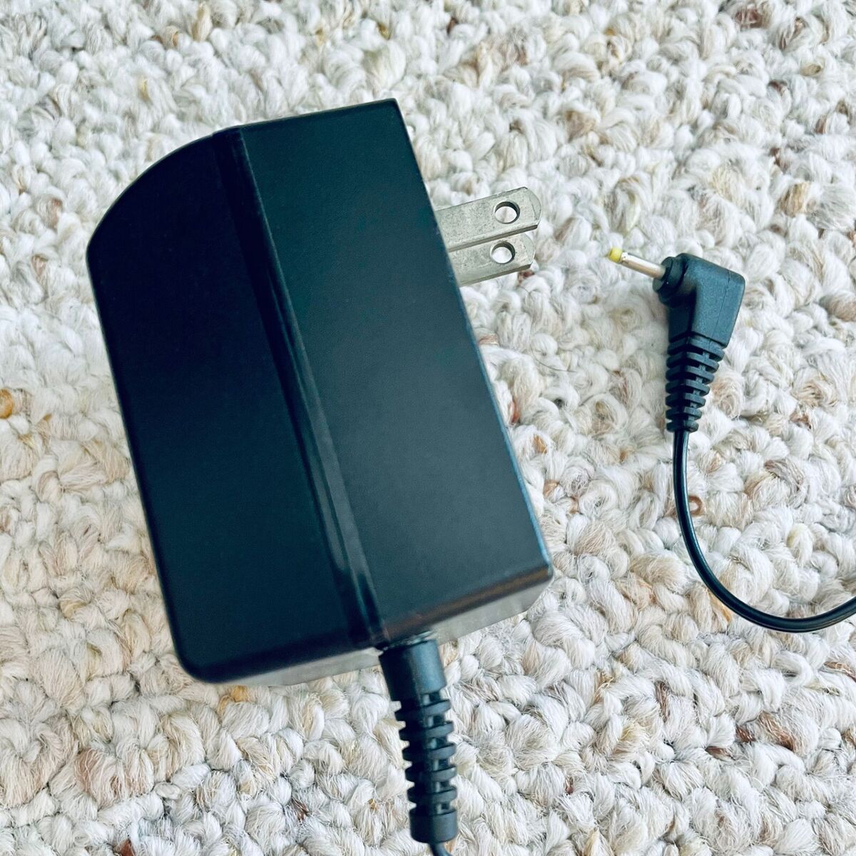 Original Sony AC-ES305 Power Supply Adaptor for MiniDisc Original Sony AC-ES305 Power Supply Adaptor for MiniDisc