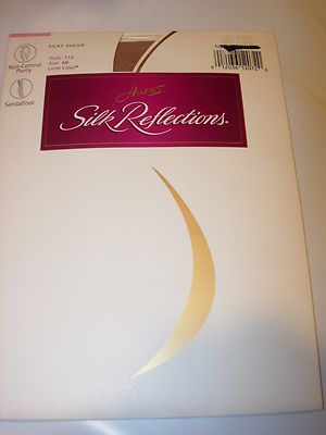 WOMENS HANES LITTLE COLOR SILK REFLECTIONS STOCKINGS PANTYHOSE NYLONS SIZE AB