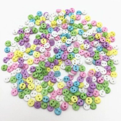 Kleine Baby Mini 4 mm Knöpfe, gemischt Pastellfarben, Puppe Basteln Nähen