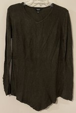Simply Vera Wang Womens Medium Green Vneck Tunic Style Blouse! A4764