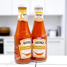 Heinz Hot Chilli Sauce in Glass Bottle 300 grams pack of 2 bottles