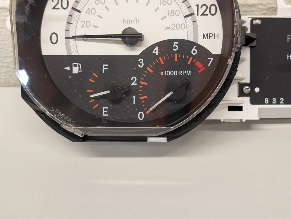 Cuadro de instrumentos Speedo 83800-5C761 Scion XB AT 2004 2005 2006 Foto 4 de 4