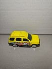 2000 Matchbox #39 Nissan Xterra (Yellow)  Lifeguard Clean Mint Combine Ship 