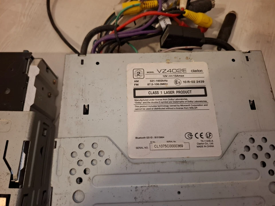 Clarion VZ402E und JVC KD-G701 - Bild 3 von 4