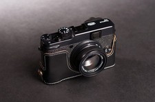 Genuine Real Leather Half Camera Case Bag for FUJI X20 X10 Bottom Opening Black