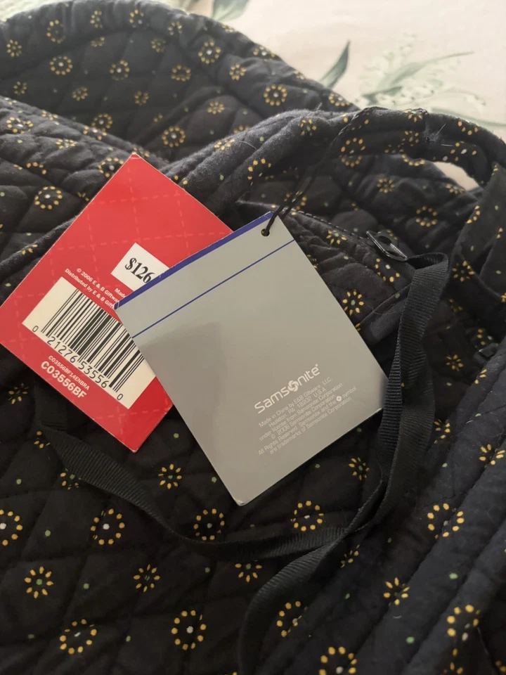 Vera Bradley похожий (страна провансальский) стеганая сумка для одежды черный цветочный новый с Ярлыками - Изображение 4 из 4