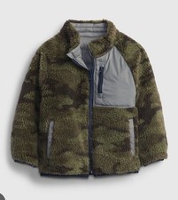 GAP Kids Size 3 Winter Fleece Sherpa Reversible Jacket Grey and Green Camouflage