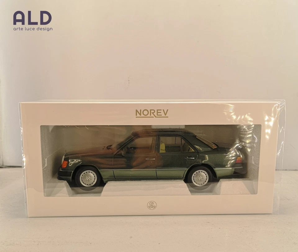 modellino auto scala 1/18 mercedes benz 230 E del 1990 modellini della norev - Immagine 2 di 4