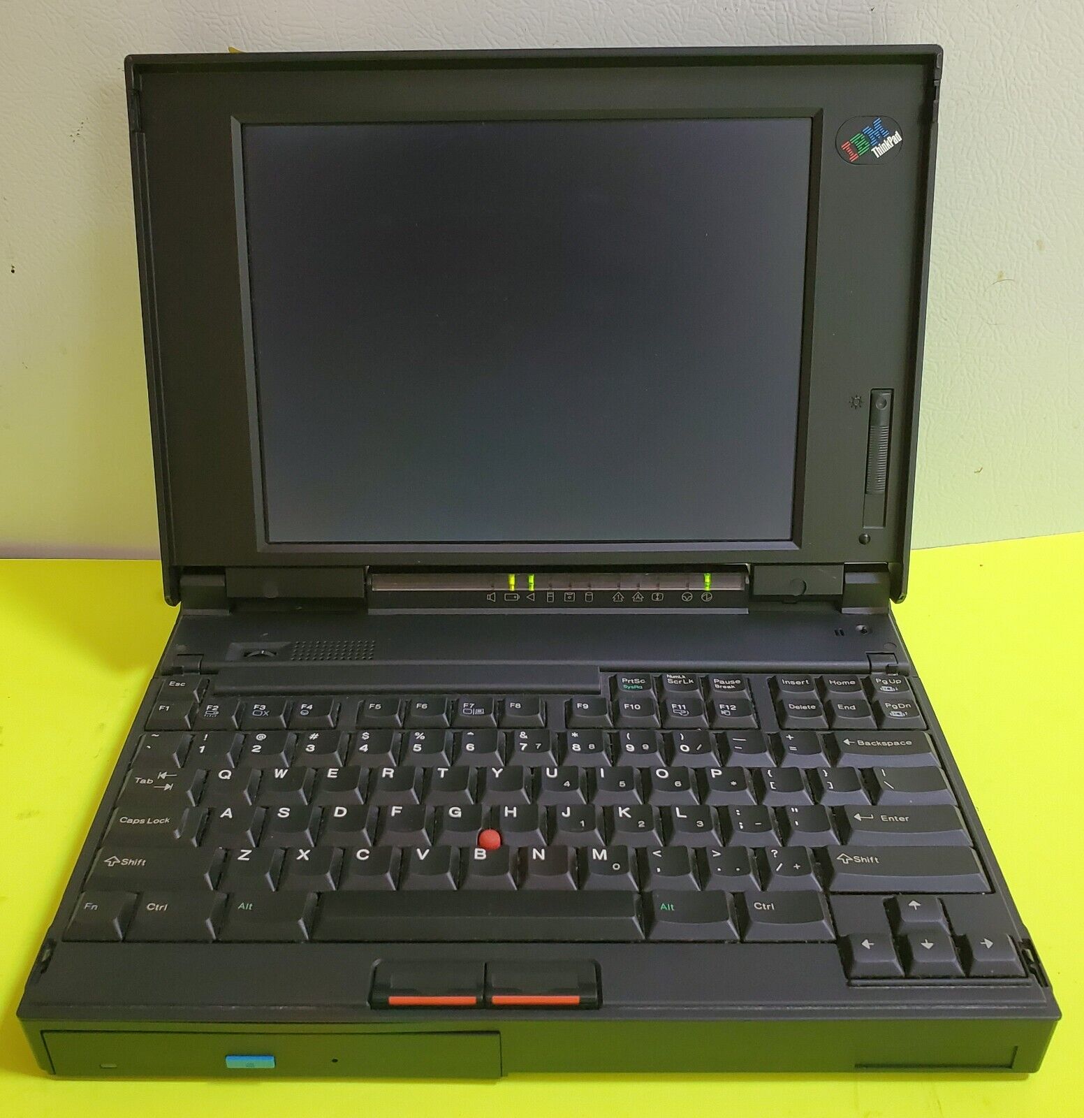 Vintage IBM Thinkpad 365 Type 2625 Retro Notebook Laptop Computer - AS IS. Available Now for 85.00