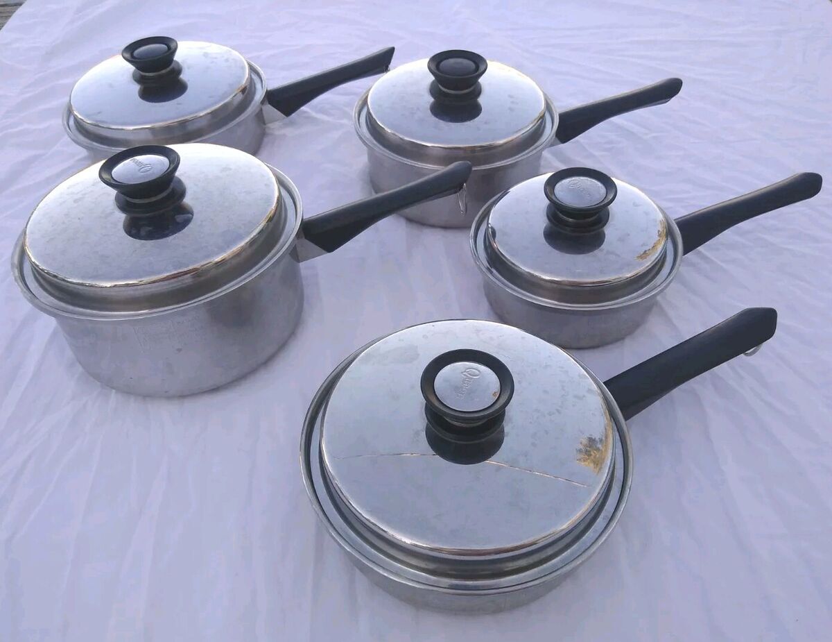 Amway Queen 10 pc Set 5 Pots 5 Lids 18/8 Multi Ply Stainless Amway Queen 10 pc Set 5 Pots 5 Lids 18/8 Multi Ply Stainless