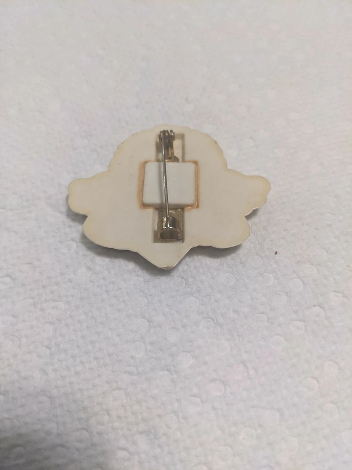 PIN SOLAPA SELLO VINTAGE "NIÑO ÁNGEL CON CORAZÓN" EN MUY BUENA CONDICIÓN ENVÍO GRATUITO Foto 2 de 2