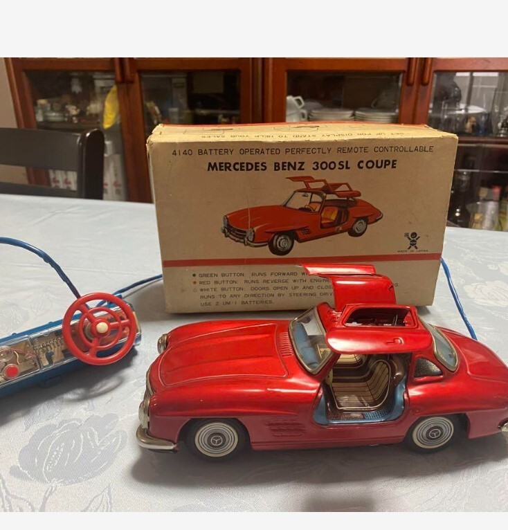 Bandai Tin Toy Car Benz 300SL Coupe Gullwing W/remote Bandai Tin Toy Car Benz 300SL Coupe Gullwing W/remote