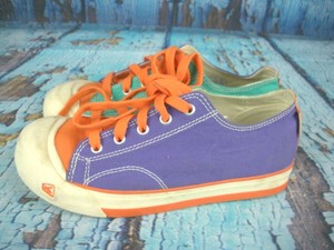 keen canvas sneakers