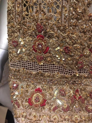 LOW PRICED - PAKISTANI/INDIAN WEDDING BRIDAL LENGHA WITH MATCHING SET & BAG - M - Picture 4 of 5