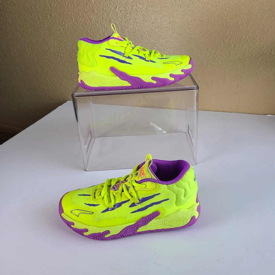 PUMA x LAMELO BALL MB.03 Spark Basketball little kids Size 13C - Image 3 of 4