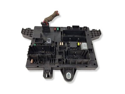 Vauxhall Astra H 2007 Petrol Fuse Box 13302300 DLK40524