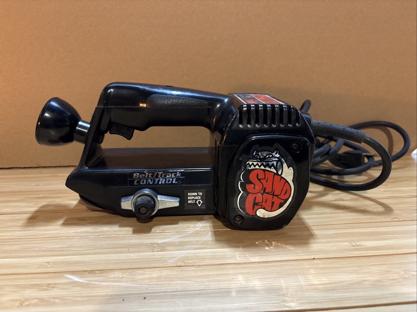 SKIL Sand Cat Belt Sander 593 120 Volt 600 FPM USA 2 1/2" x 16" Corded Sander