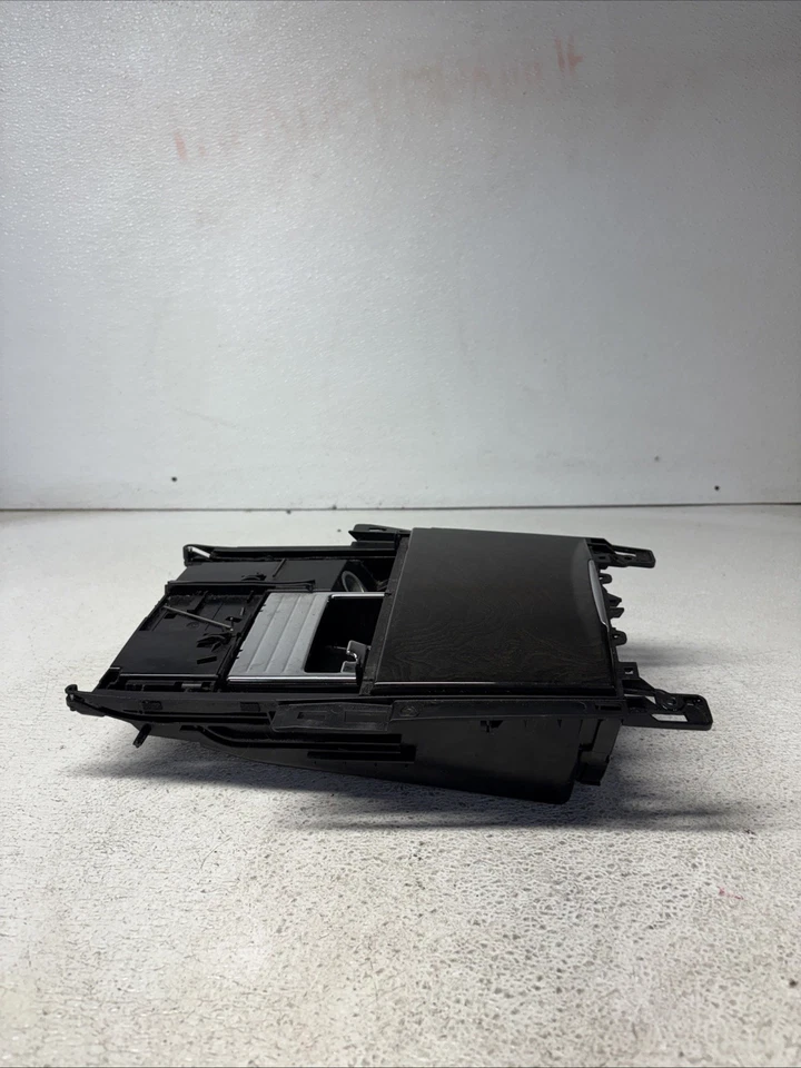 Cenicero portavasos consola central Mercedes Clase E W212 10-13 OEM Foto 3 de 4