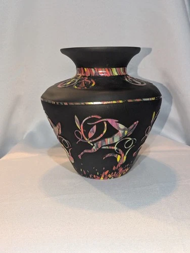 Fenton Vase Kelsey Murphy And Robert Bomkamp