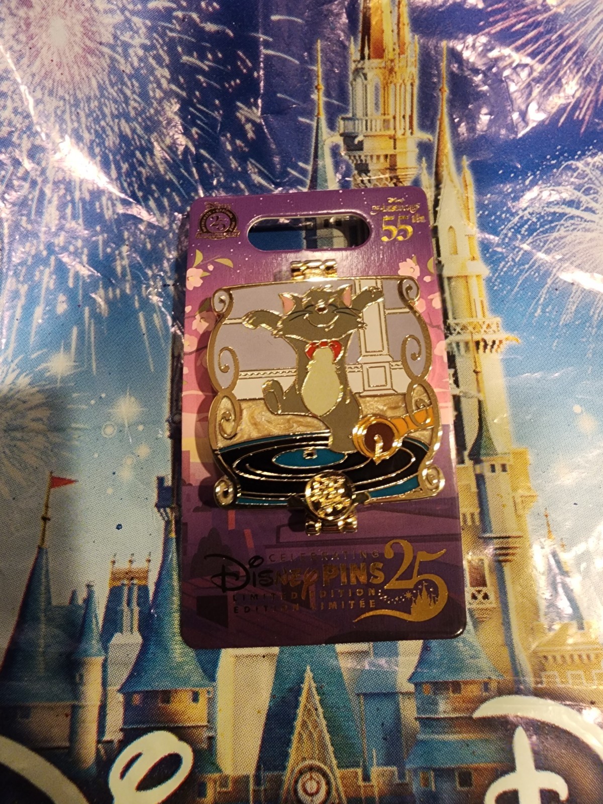 2025 NEW DISNEY PARKS THE ARISTOCRATS KITTENS Z FOLD 55TH ANNIVERSARY PIN MARIE