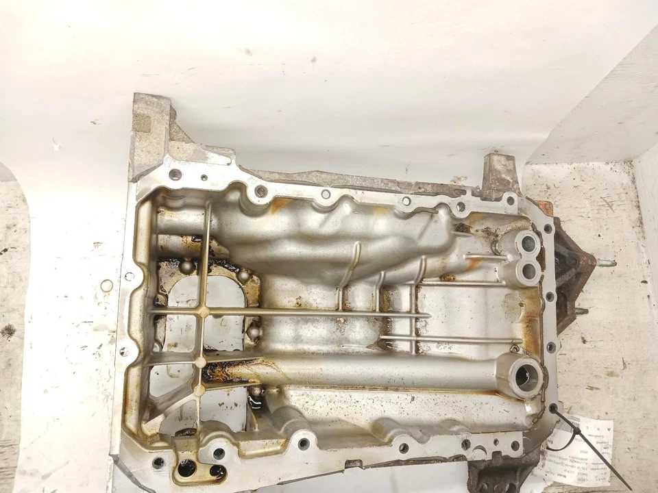 '16-'23 TOYOTA TACOMA cárter de aceite superior 3,5 L OEM ¡6 meses de garantía! Foto 2 de 4