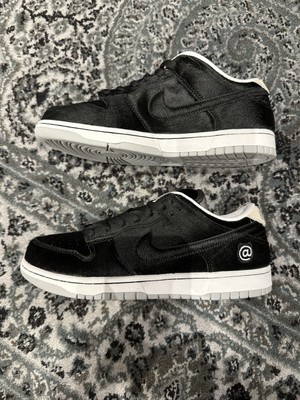 Nike SB Dunk Low Medicom US9.5/EU43