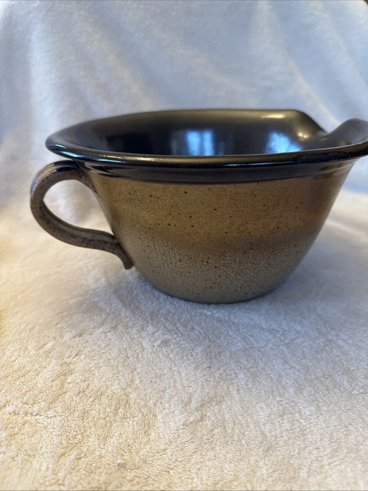 Olde Charleston Pottery Mixing batter Bowl with Pour Spout & Handle