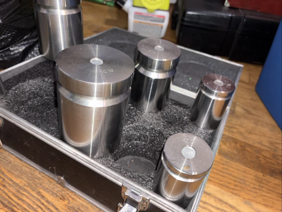 Juego de báscula de calibración Troemner 1-30 lb con estuche Foto 3 de 4