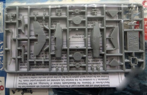 AMODEL NA72012 Models Kit 1:72 American Homing Anti-Ship Glide Bomb ASM-2N "BAT" - Bild 9 von 24
