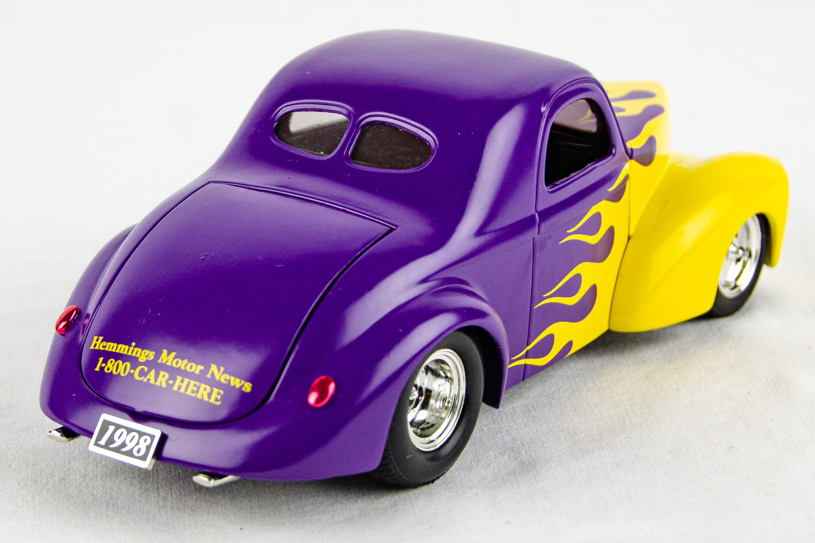 SpecCast 1941 Willys Coupe Street Rod Hemmings 125 Scale Diecast