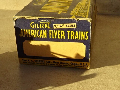 AMERICAN FLYER # 638 RED Caboose with original Box - Picture 8 of 9
