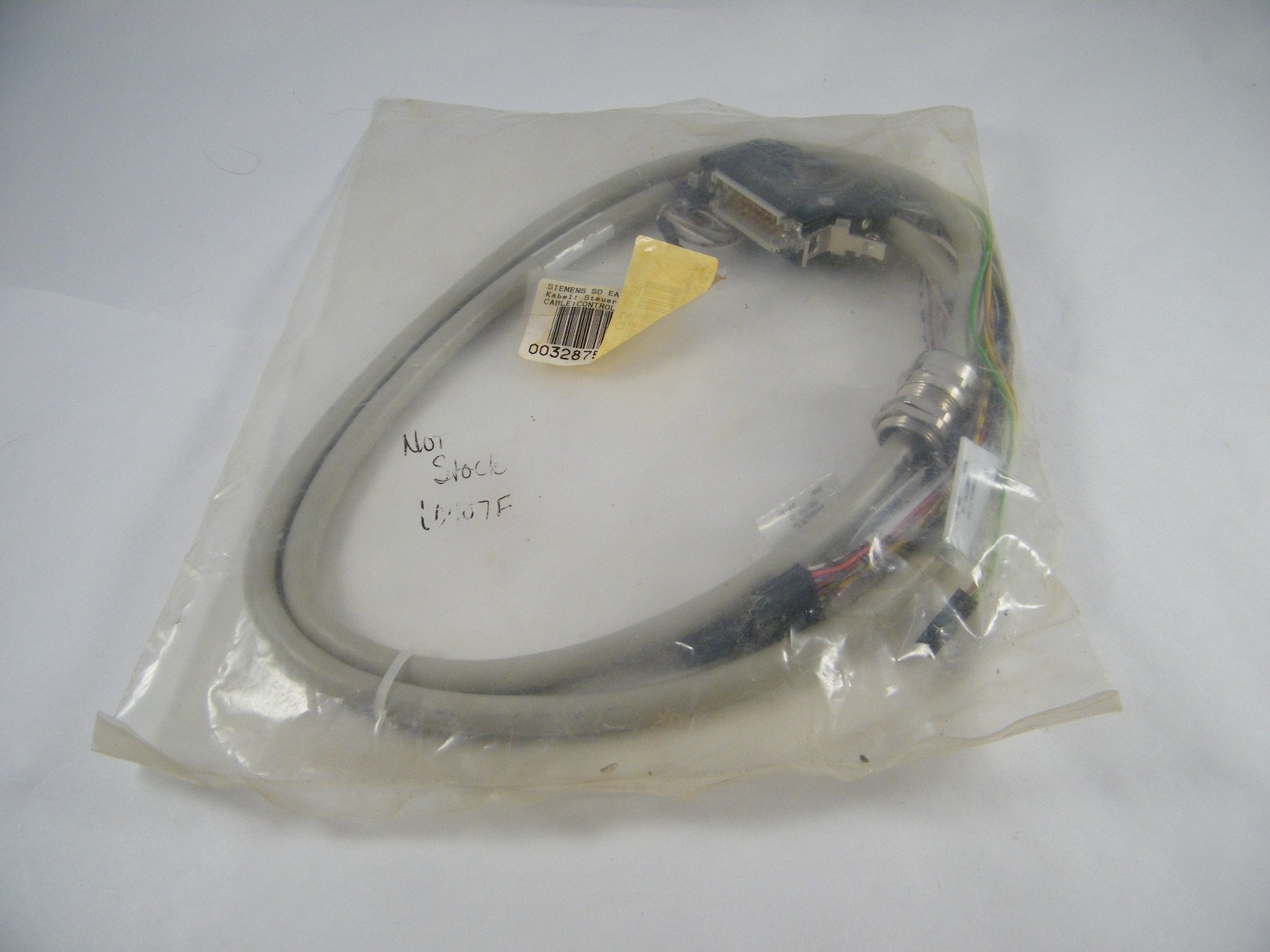 NEW ~ SIEMENS ~ SIGNAL CONTROL CABLE ~ PART NUMBER ~ 00328753-03 / 328753-03