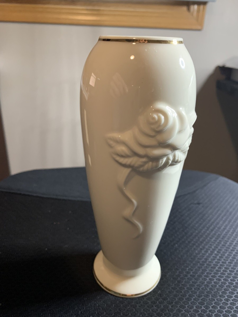 Vintage Lenox Rose Blossom Bud Vase 24k gold trim 7.25 Inches Tall