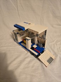 LEGO CITY: Mobile Command Center (60139) - With instructions! - 99.99% complete