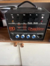 Speedotron 810 Flash Unit. Portable Great Shape