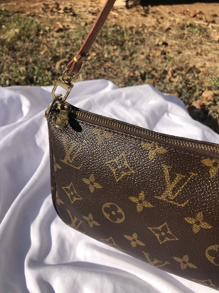 AUTHENTIC Louis Vuitton Pochette Accessories Monogram Brown Vintage AR0017 - Image 3 of 4