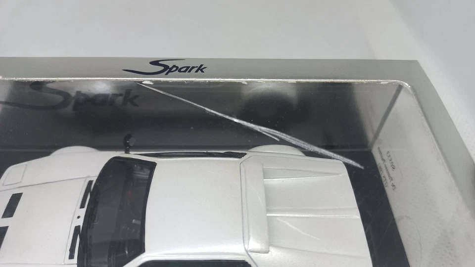 De Tomaso Pantera GT5 1981 1/43 Spark S0533 - Immagine 4 di 4