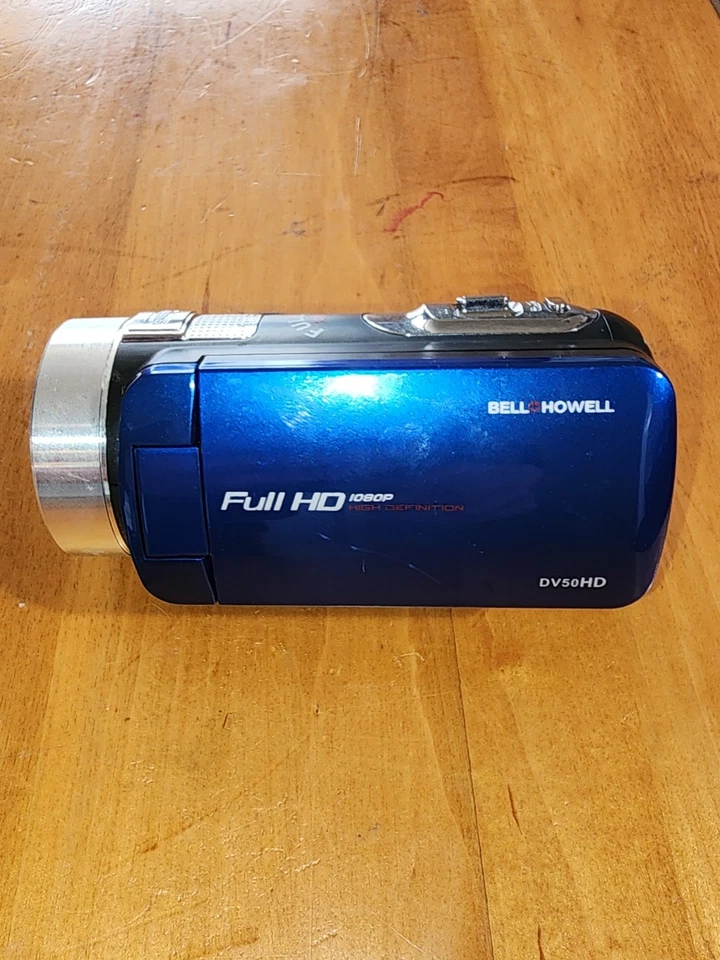 Bell+Howell Fun Flix Camcorder DV50HD Blue 1080p 24Mp 8x Digital Zoom W/ Battery - Image 2 of 4