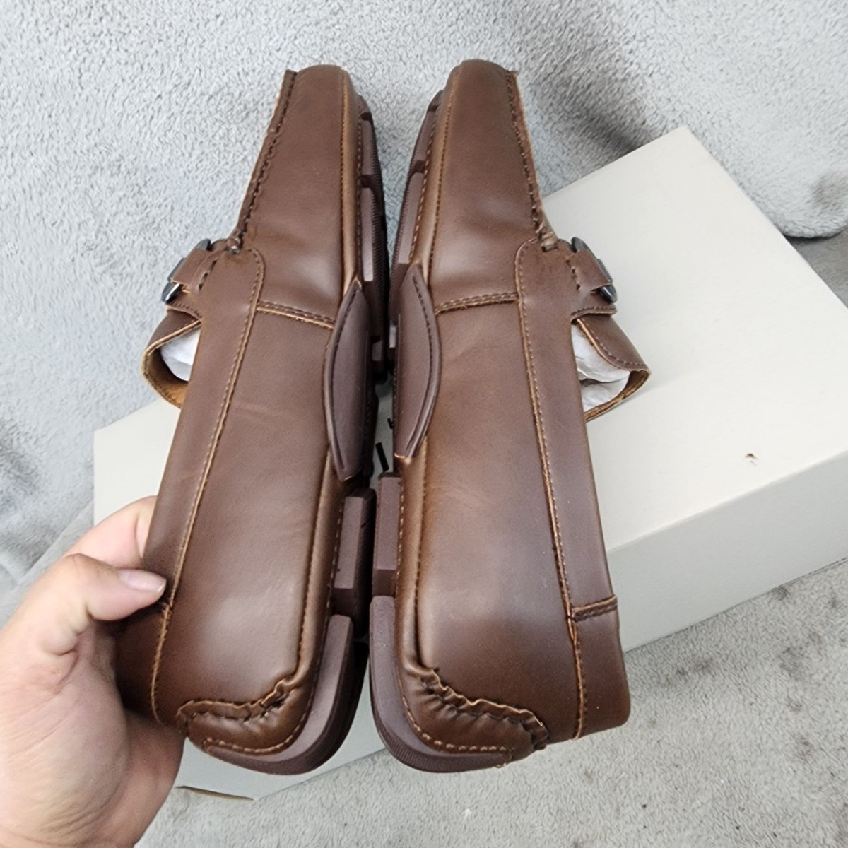 Vintage Kenneth Cole Crest Embroidered Loafers Quiet Luxury 9 Brown Suede Italy Kenneth Cole Shoes Mens Size 9 Reaction Lyon Bit Driver  main image 4