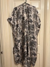 Beautiful kaftan size 6-14