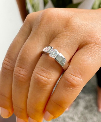 ROUND CUT MOISSANITE ENGAGEMENT RING TENSION 14K SOLID WHITE SOLID GOLD 1.00CT - Picture 11 of 11