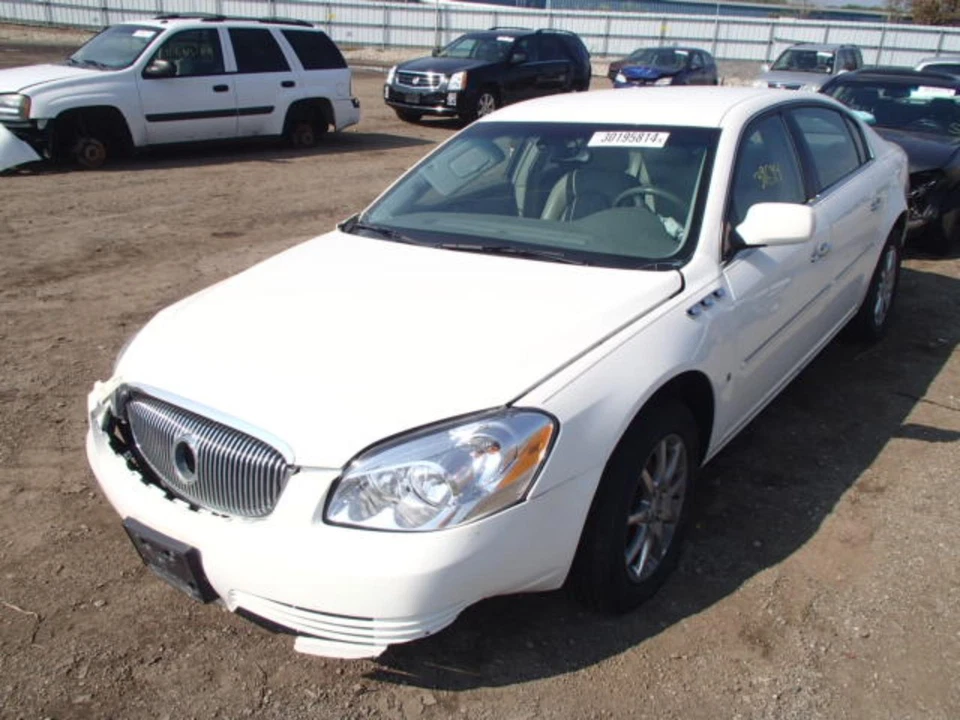 Used Front Right Seat Front fits: 2008 Buick Lucerne bench opt AN3 40/20/40 air — 第 2/4 张图片