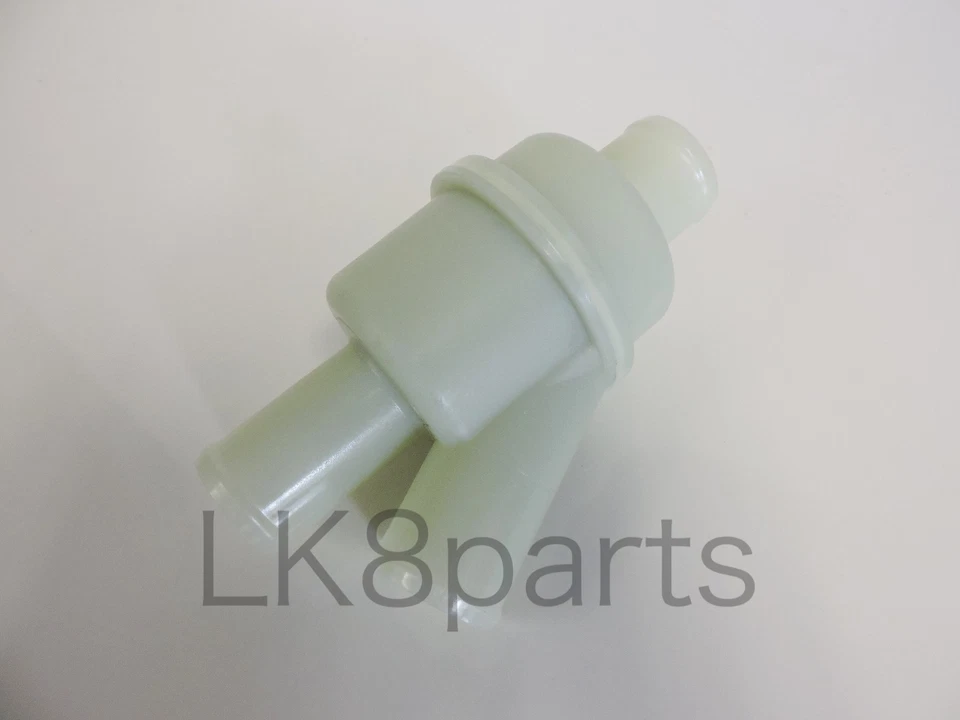Carcasa termostato refrigerante motor Land Rover Discovery II D2 99-04 Foto 3 de 4
