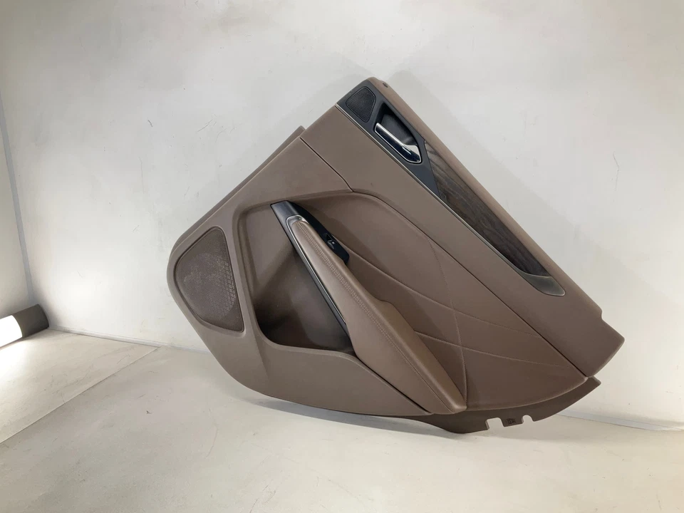 Panel de moldura interior de puerta de pasajero trasero derecho Lincoln MKC 15-19 OEM Foto 4 de 4