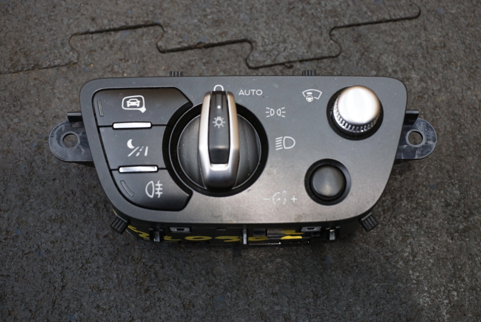 Front Heater AC Climate Control Switch Panel 36A907156 Bentley Bentayga 16-20