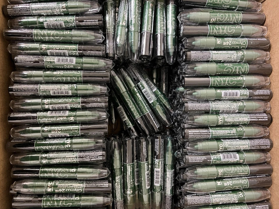 Amazon Wholesale Lot Of 345 Waterproof Eyeshadow 655 Madison Square Park Sealed - Image 2 of 4