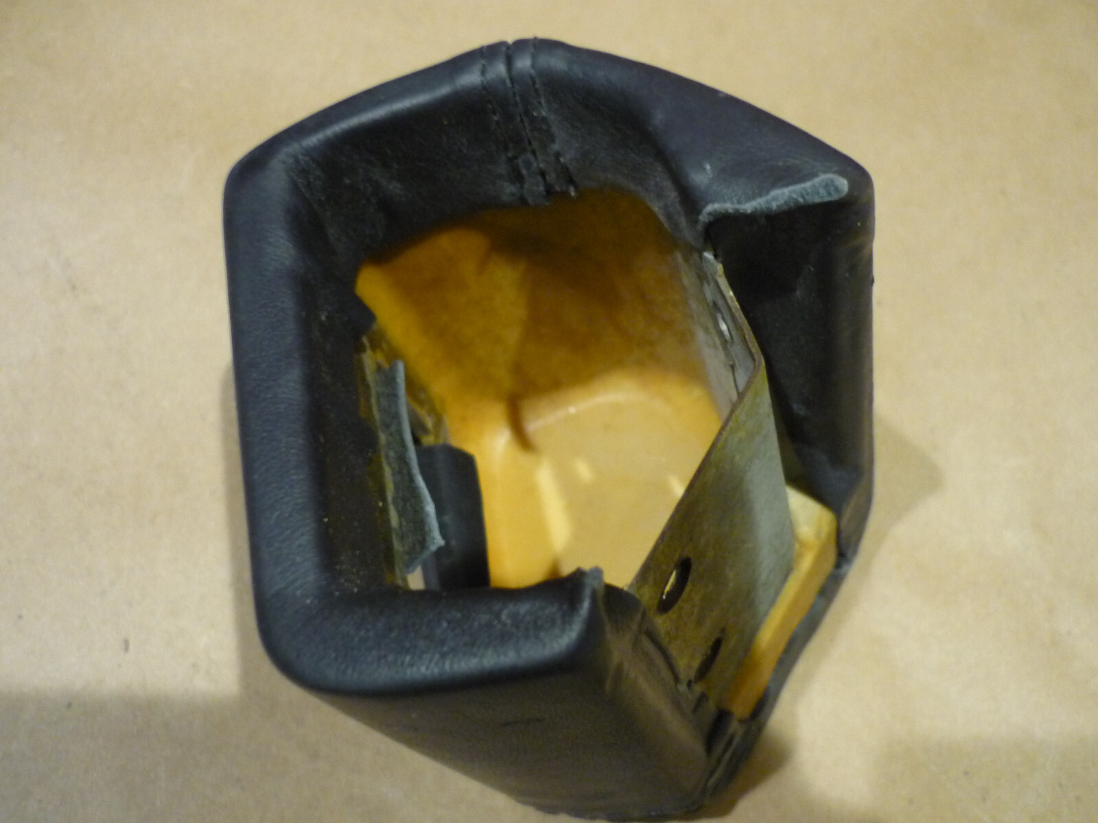 Ferrari 550 - RH Interior Door Upper Handle LHD - P/N 64592500