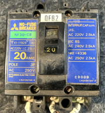 Mitsubishi NF30-CB No Fuse Breaker 20A 250V 3 Pole 41-11929 RD "CORNER BROKEN"