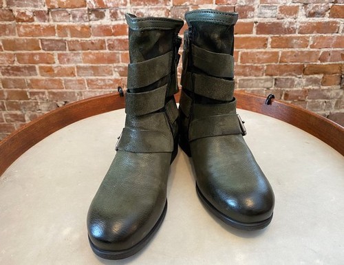 Miz Mooz NYC Green Camo Leather Savvy Moto Buckle Ankle Boots 36 5.5-6 New - Picture 4 of 5